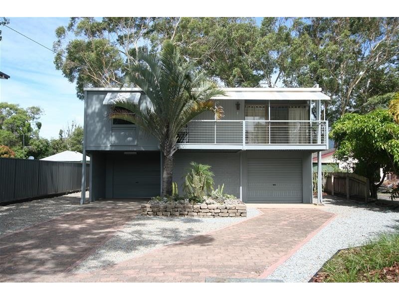 1 Leighton Close, North Haven NSW 2443