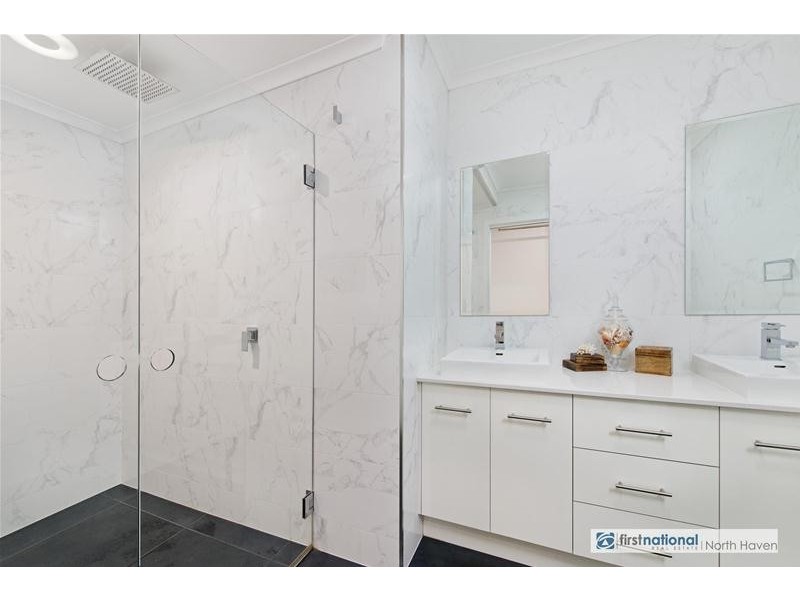 1/11 David Campbell Street, North Haven NSW 2443