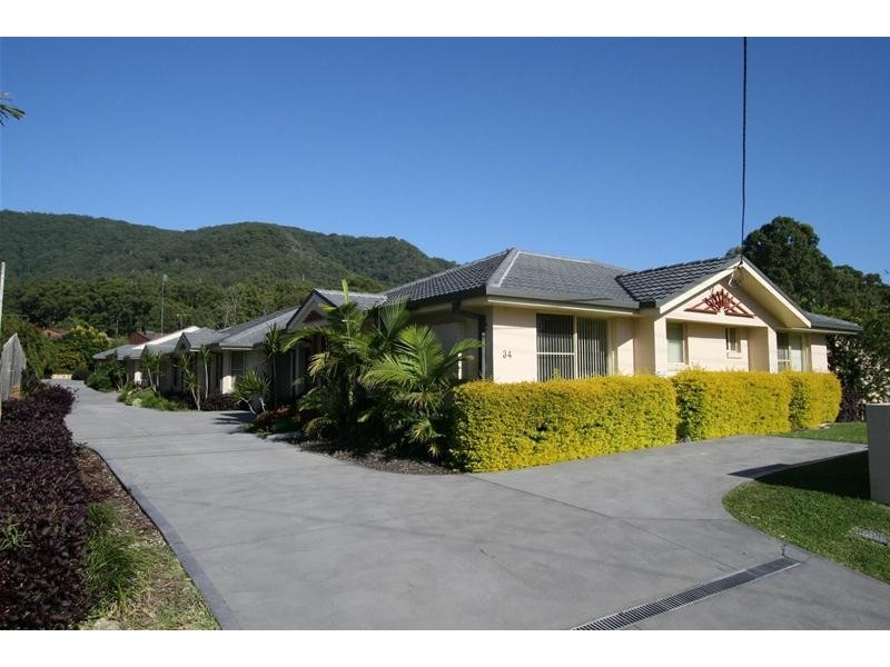 2/34 Kew Road, Laurieton NSW 2443