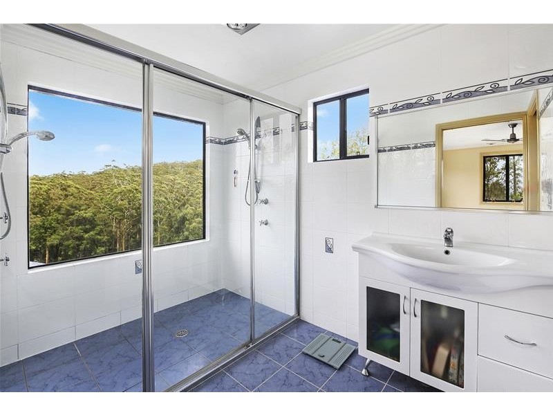 332 Long Point Drive, Lake Cathie NSW 2445