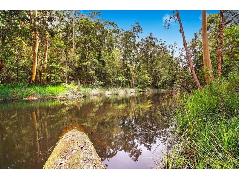 332 Long Point Drive, Lake Cathie NSW 2445