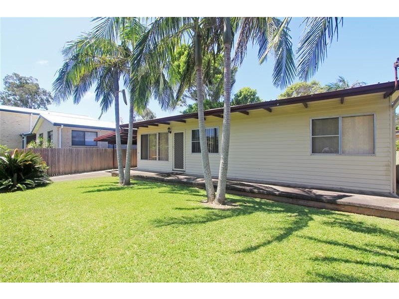 16 Ocean Street, North Haven NSW 2443
