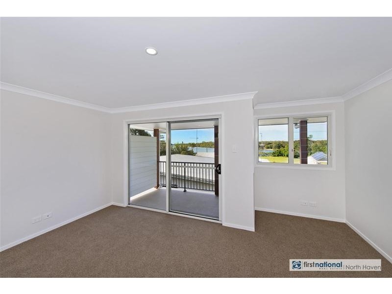 2/8 Laurie Street, Laurieton NSW 2443