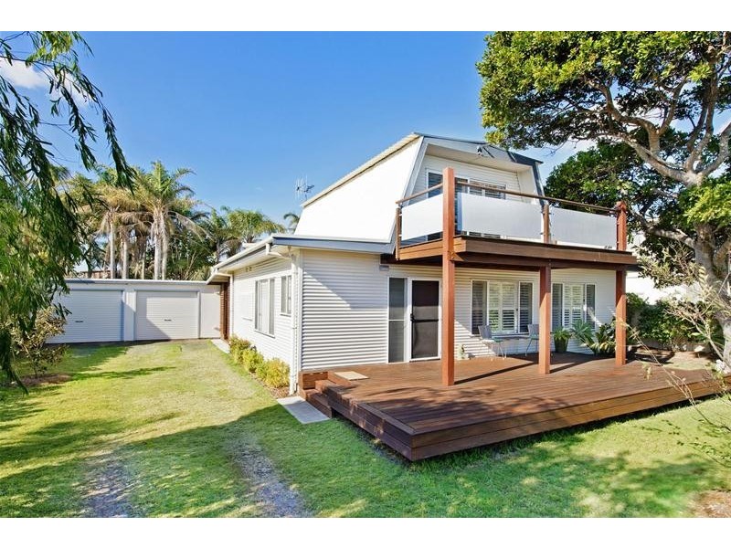 3 Boodgery Street, Lake Cathie NSW 2445