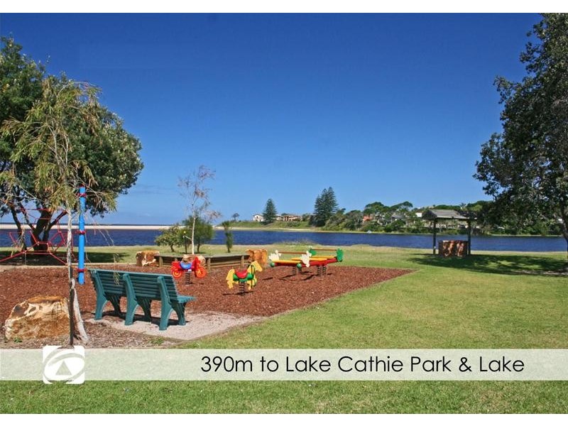 3 Boodgery Street, Lake Cathie NSW 2445