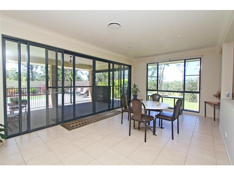 8 Glider Spur, Kew NSW 2439