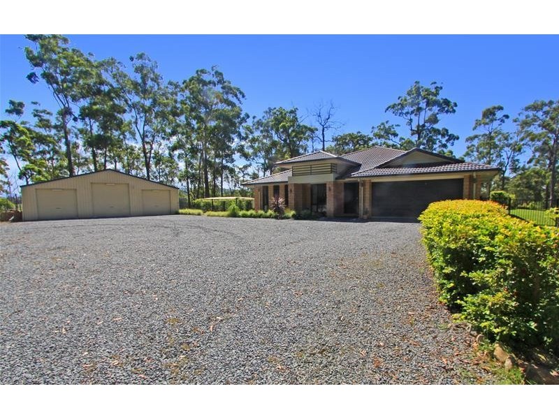 8 Glider Spur, Kew NSW 2439