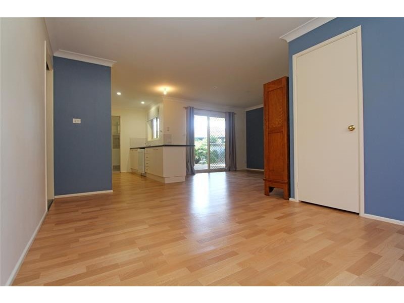 24 Abel Tasman Drive, Lake Cathie NSW 2445