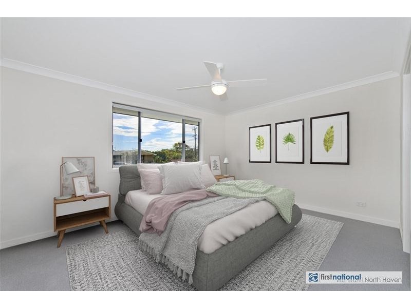 1560 Ocean Drive, Lake Cathie NSW 2445