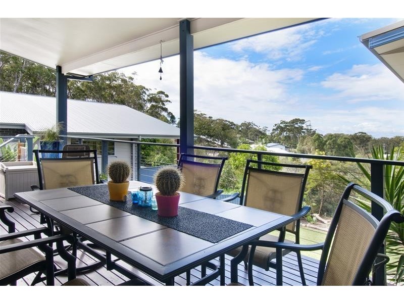 5 Moss Court, Bonny Hills NSW 2445