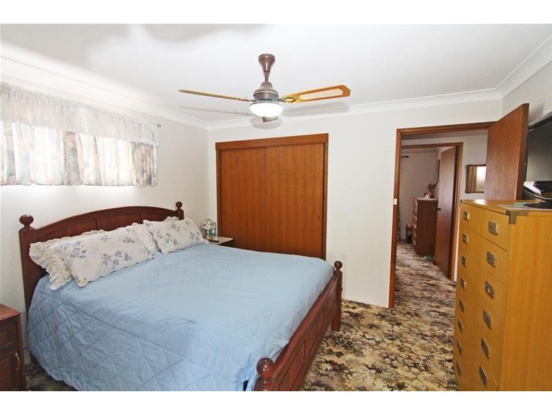 25 Peach Grove, Laurieton NSW 2443