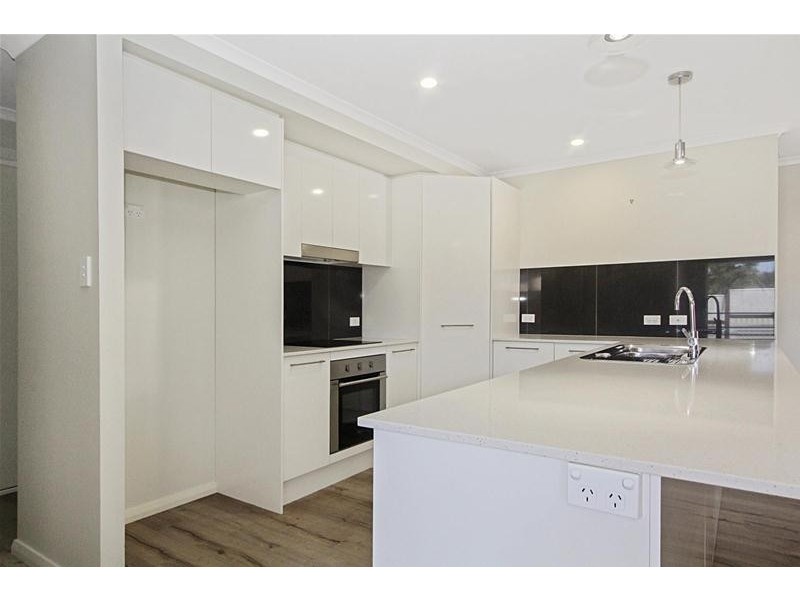 1 Satinwood Crescent, Kew NSW 2439