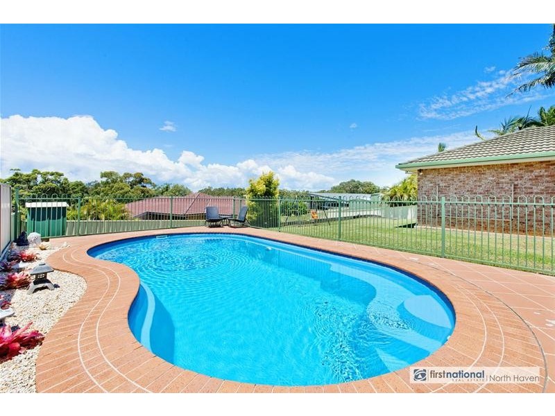 19 Kendall Crescent, Bonny Hills NSW 2445