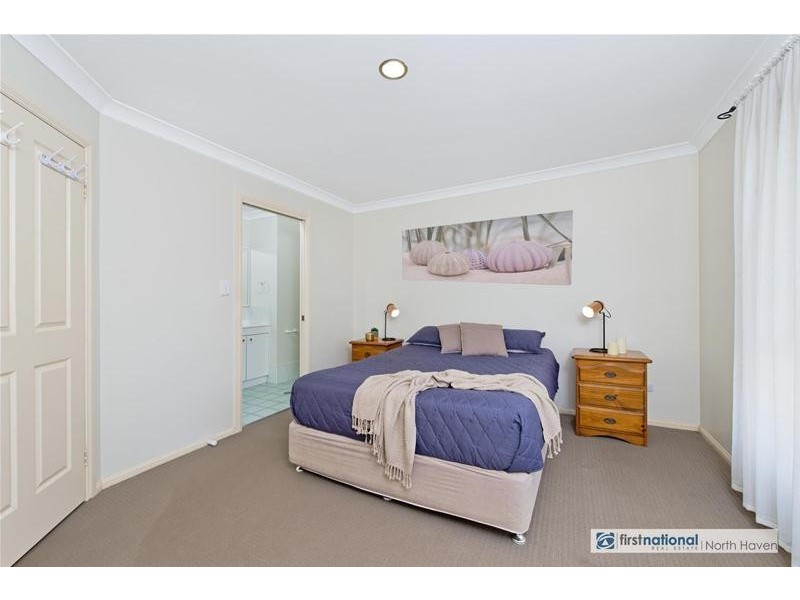 19 Kendall Crescent, Bonny Hills NSW 2445
