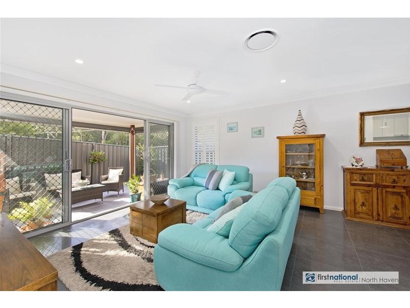 21B Investigator Way, Laurieton NSW 2443