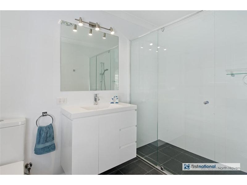 21B Investigator Way, Laurieton NSW 2443