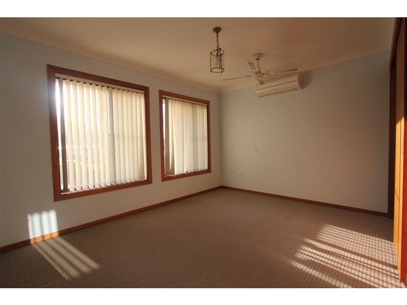 8 Short Street, Laurieton NSW 2443