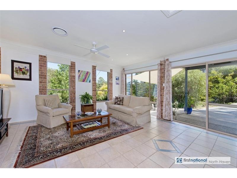 27 Brotherglen Drive, Kew NSW 2439