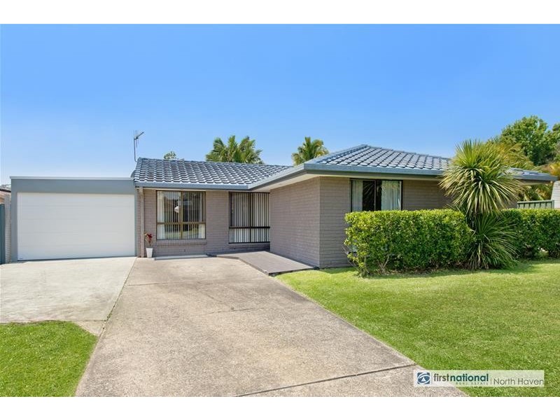 8 Teal Close, Laurieton NSW 2443