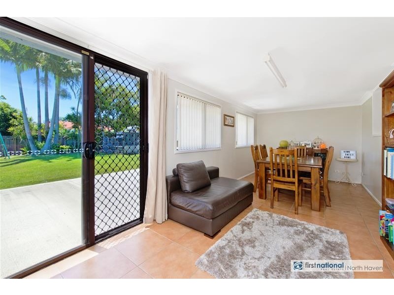 8 Teal Close, Laurieton NSW 2443