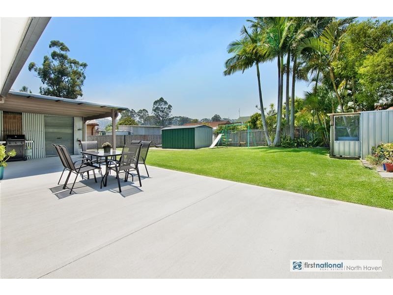 8 Teal Close, Laurieton NSW 2443