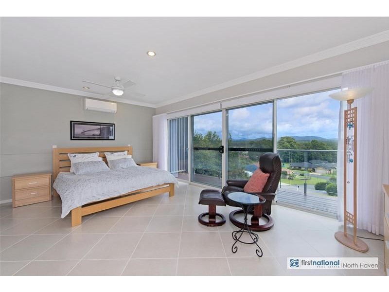 33 Admirals Circle, Laurieton NSW 2443