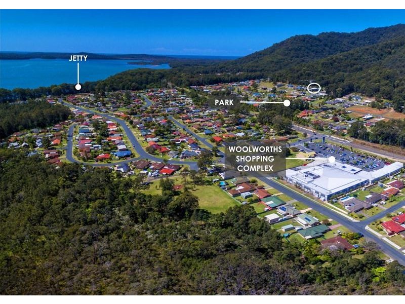 33 Admirals Circle, Laurieton NSW 2443