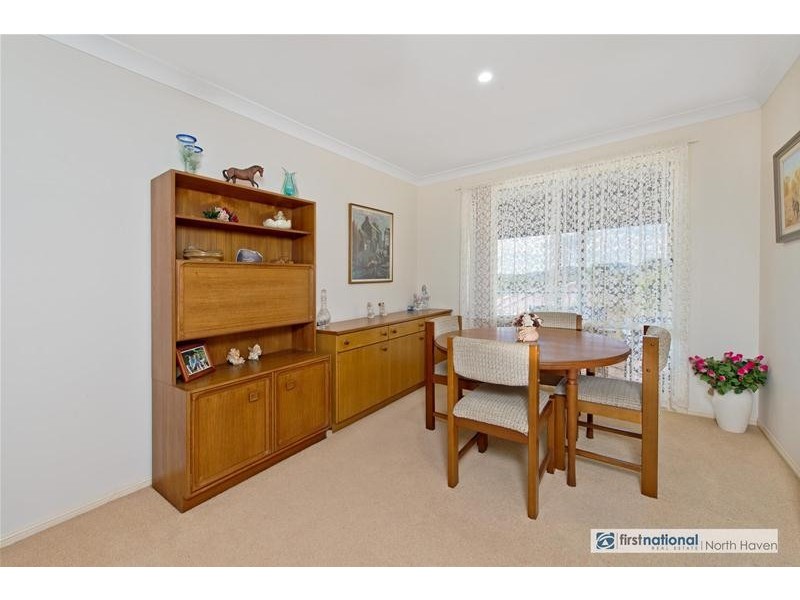 13 Waterview Crescent, Laurieton NSW 2443