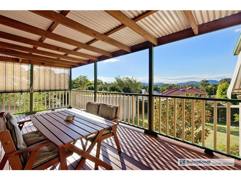 13 Waterview Crescent, Laurieton NSW 2443