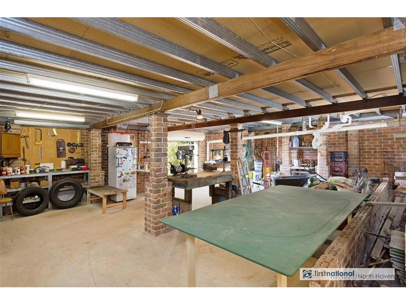 13 Waterview Crescent, Laurieton NSW 2443