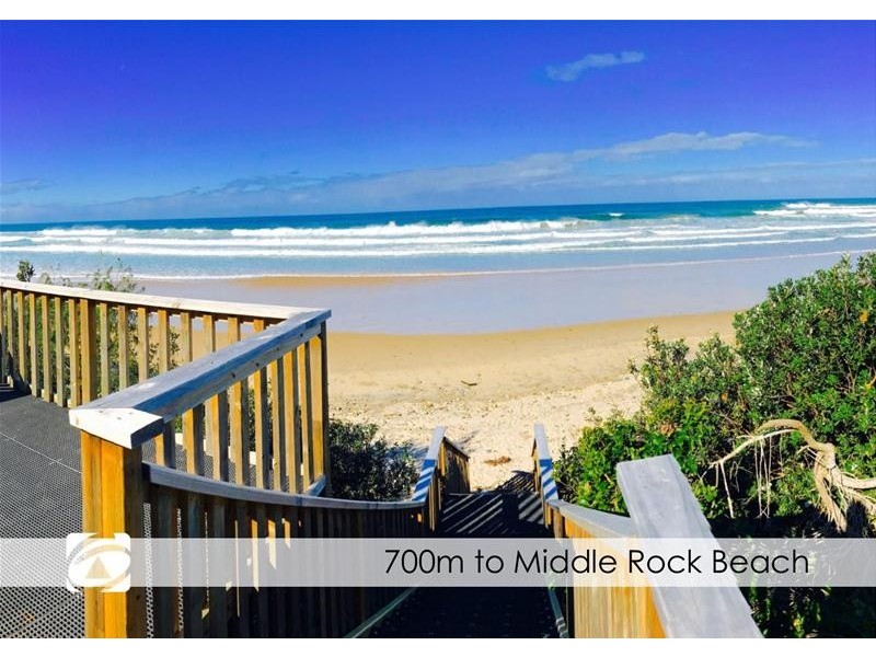 36 Summer Circuit, Lake Cathie NSW 2445