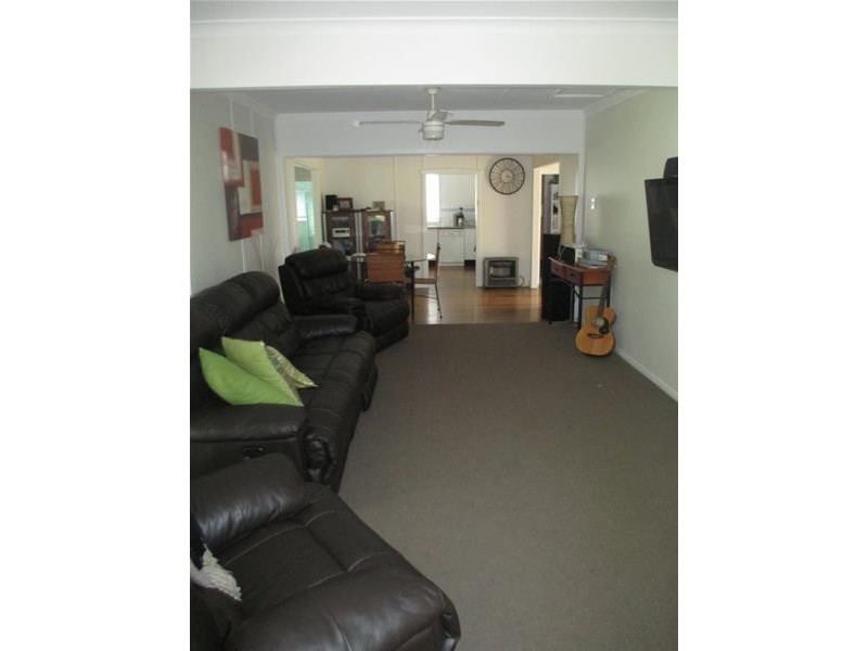 62 Lord Street, Laurieton NSW 2443