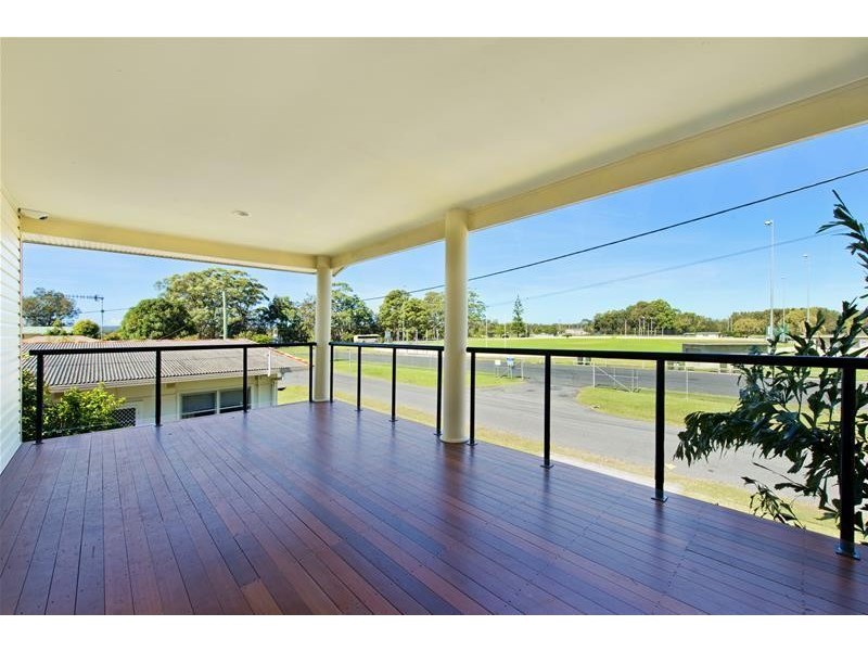 9 Castle Street, Laurieton NSW 2443