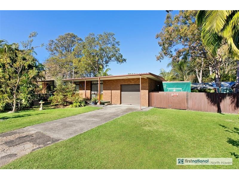 12 Bell Street, Dunbogan NSW 2443