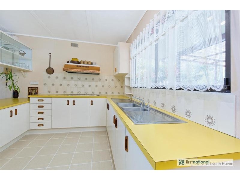 12 Bell Street, Dunbogan NSW 2443