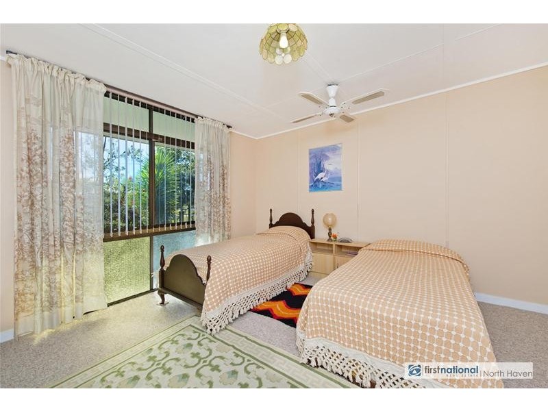 12 Bell Street, Dunbogan NSW 2443