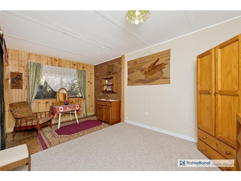 12 Bell Street, Dunbogan NSW 2443