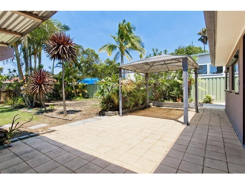 8 Teal Close, Laurieton NSW 2443