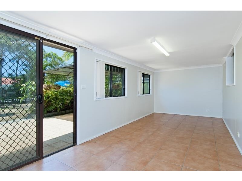 8 Teal Close, Laurieton NSW 2443