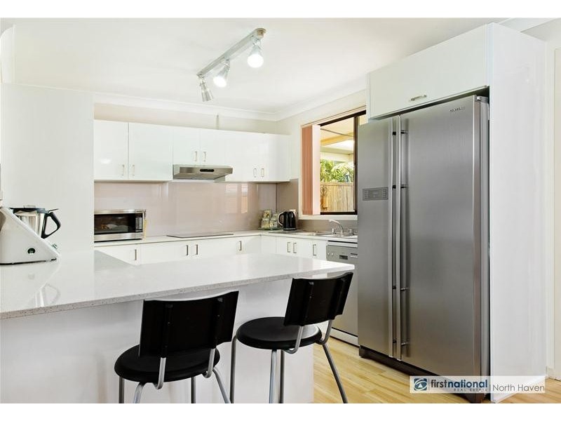 16 Honeysuckle Avenue, Lakewood NSW 2443