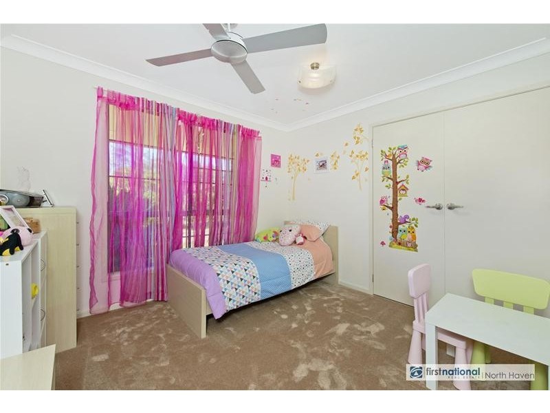 16 Honeysuckle Avenue, Lakewood NSW 2443