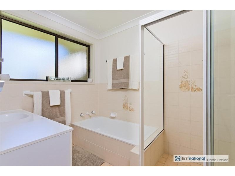 16 Honeysuckle Avenue, Lakewood NSW 2443