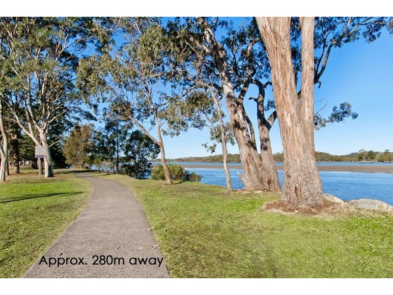 2/39 Alfred Street, North Haven NSW 2443