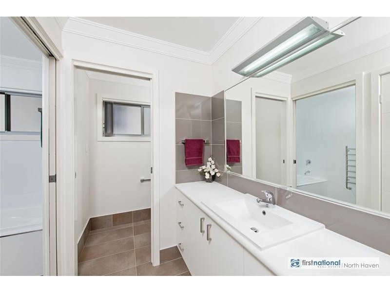 35 Admirals Circle, Laurieton NSW 2443