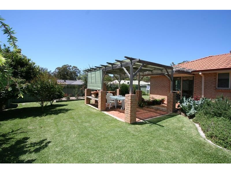 6 The Gateway, Laurieton NSW 2443