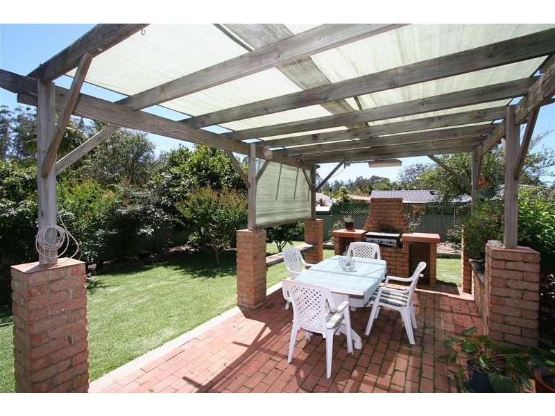 6 The Gateway, Laurieton NSW 2443