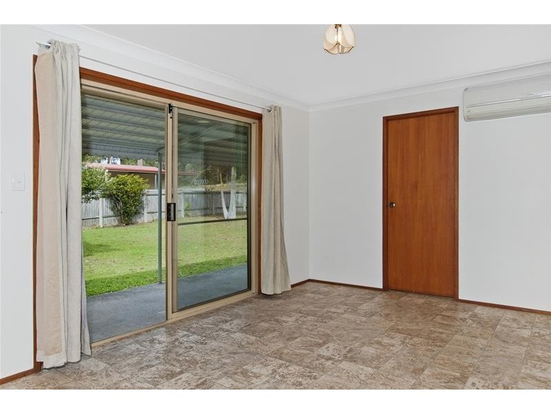 5 Lake View Crescent, Laurieton NSW 2443