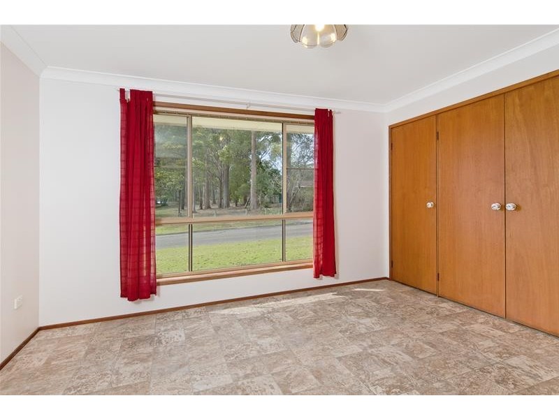 5 Lake View Crescent, Laurieton NSW 2443