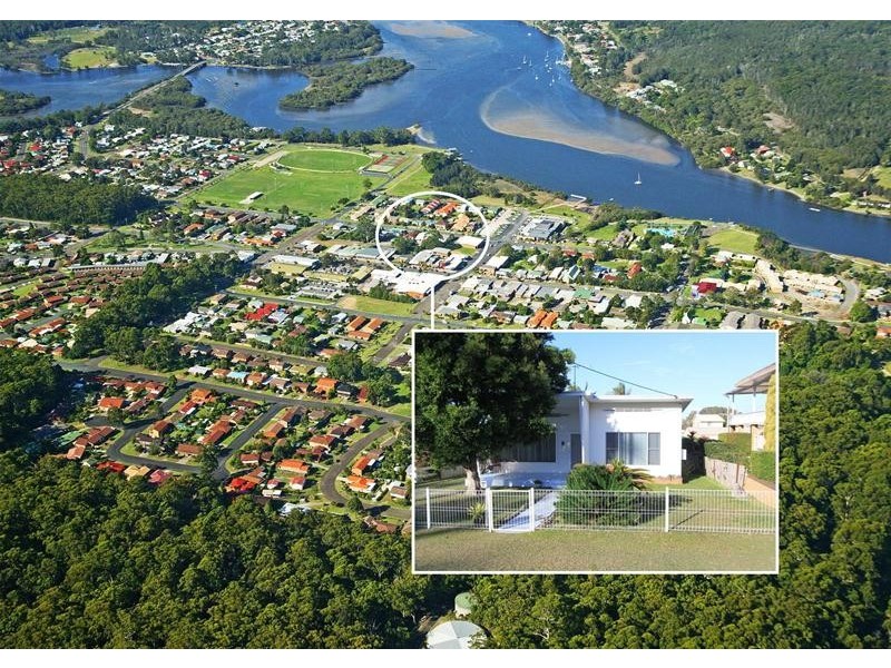 17 Lake Street, Laurieton NSW 2443