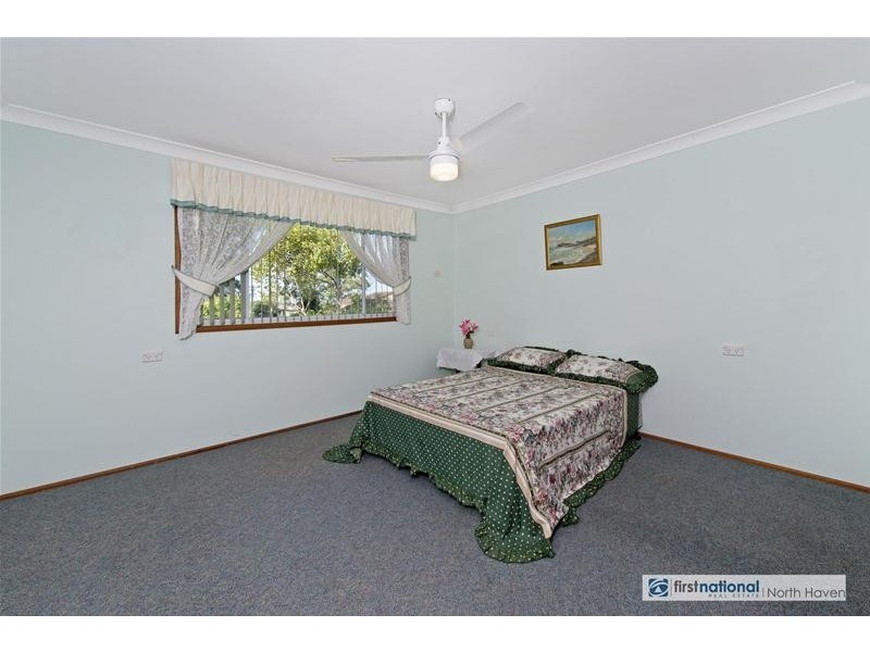 30 Peach Grove, Laurieton NSW 2443